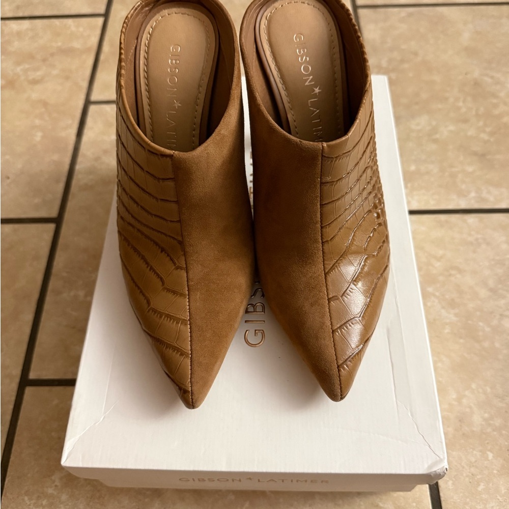 Gibson Latimer Women's Brown Textured Mules